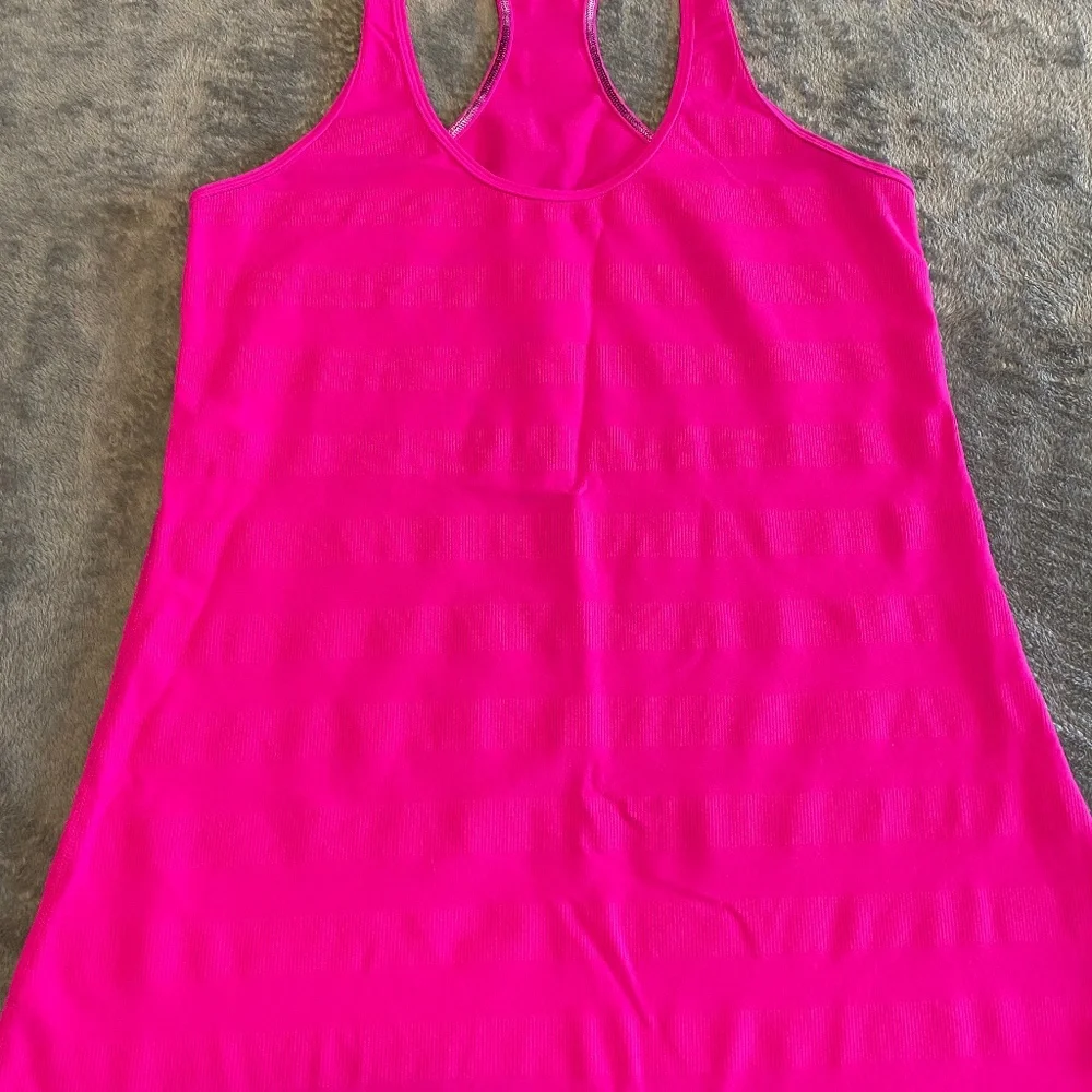 Lululemon Ribbed Tank Top - Picture 1 of 2